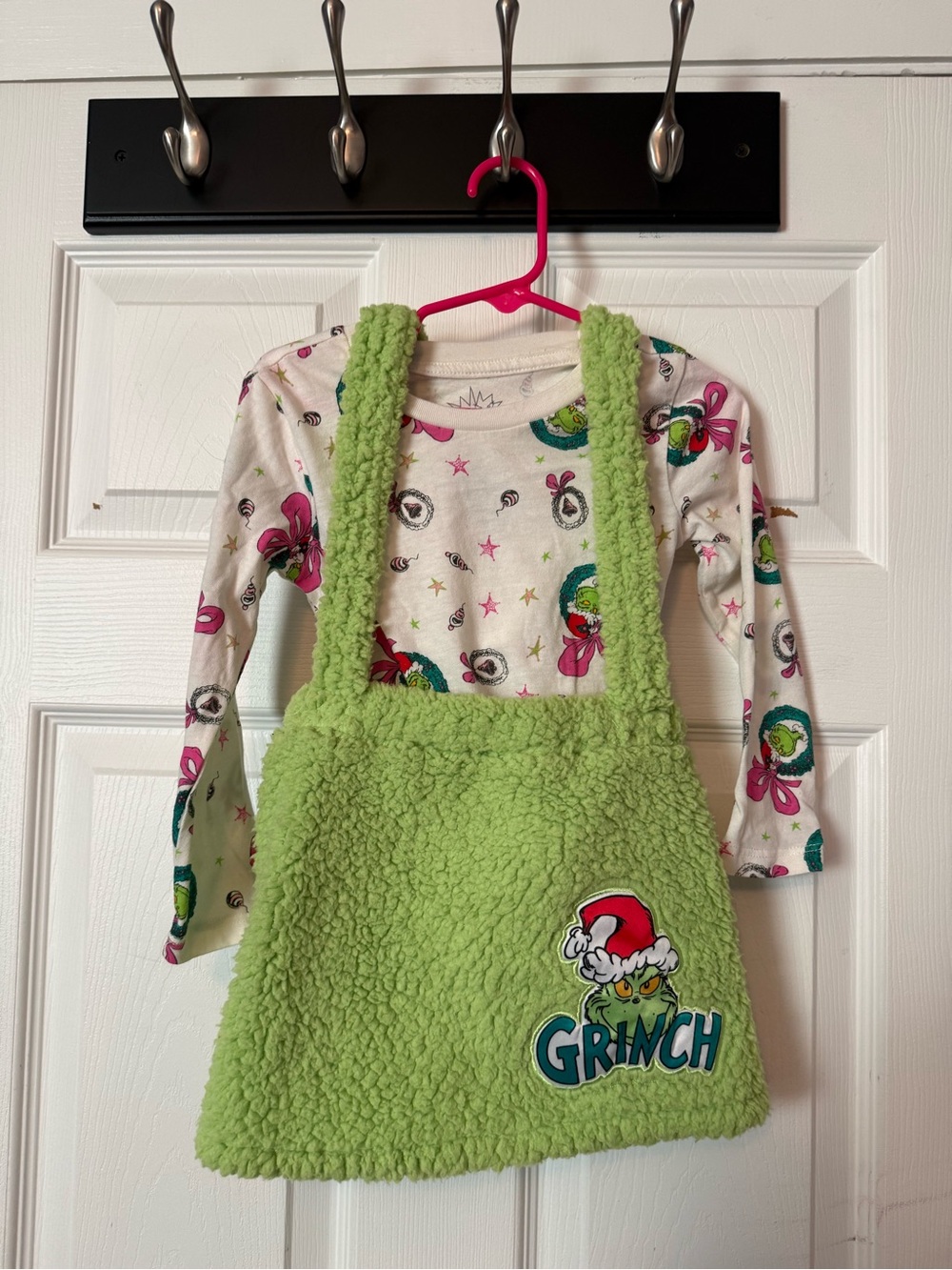 Grinch outfit